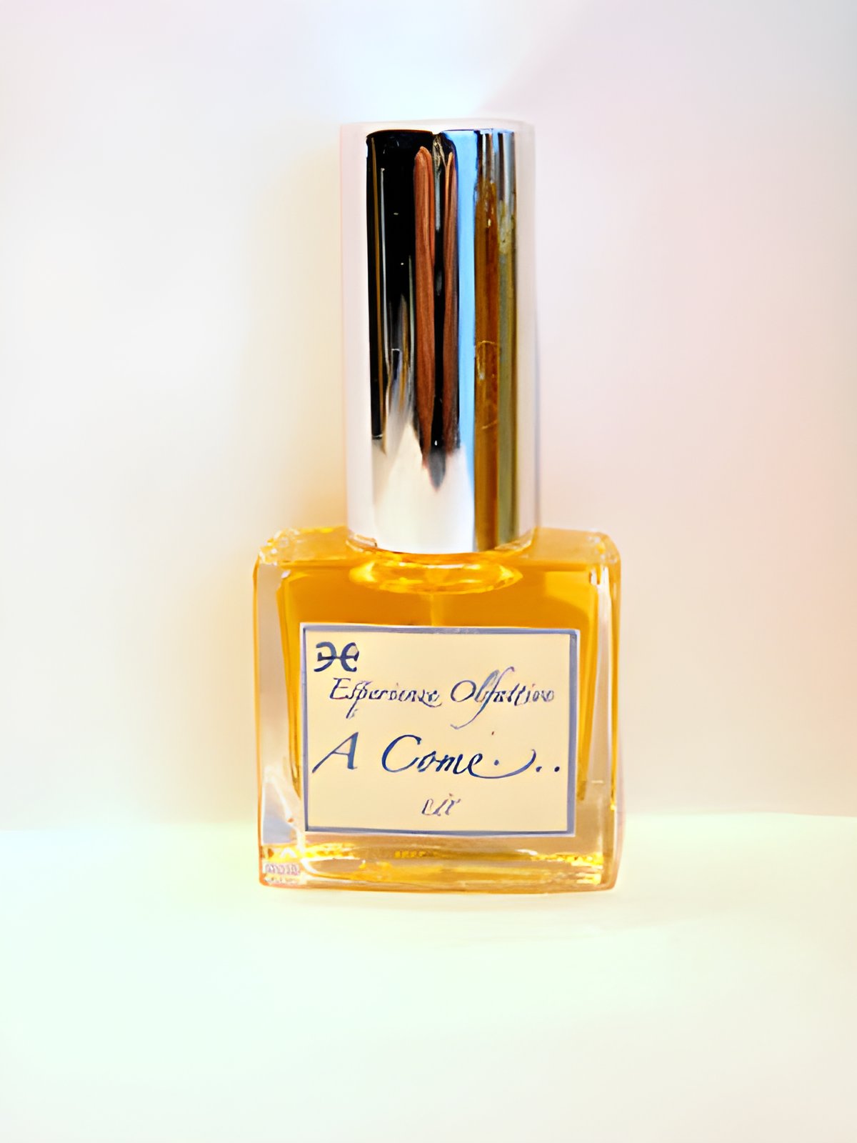 Picture of A Come fragrance