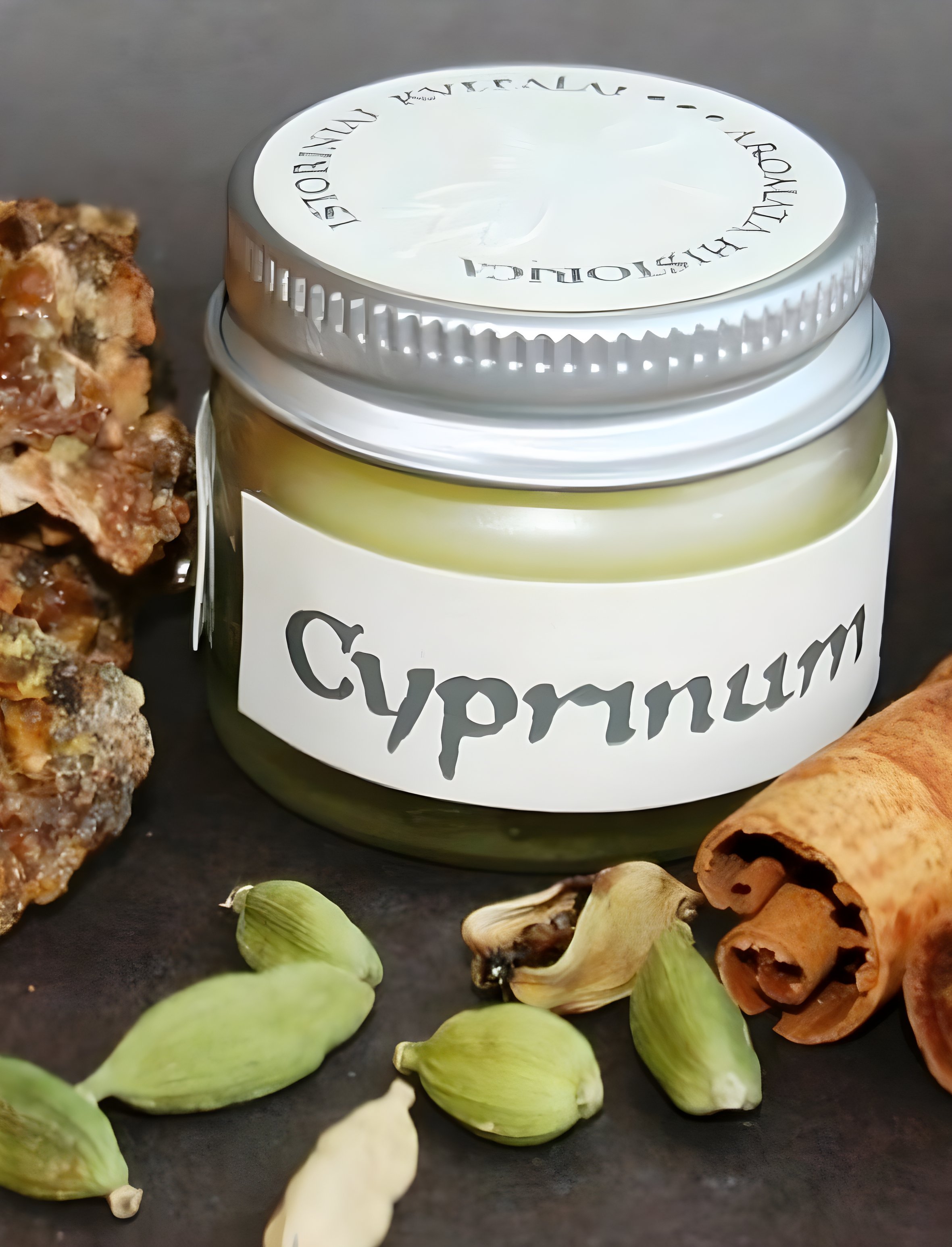 Picture of Cyprinum fragrance